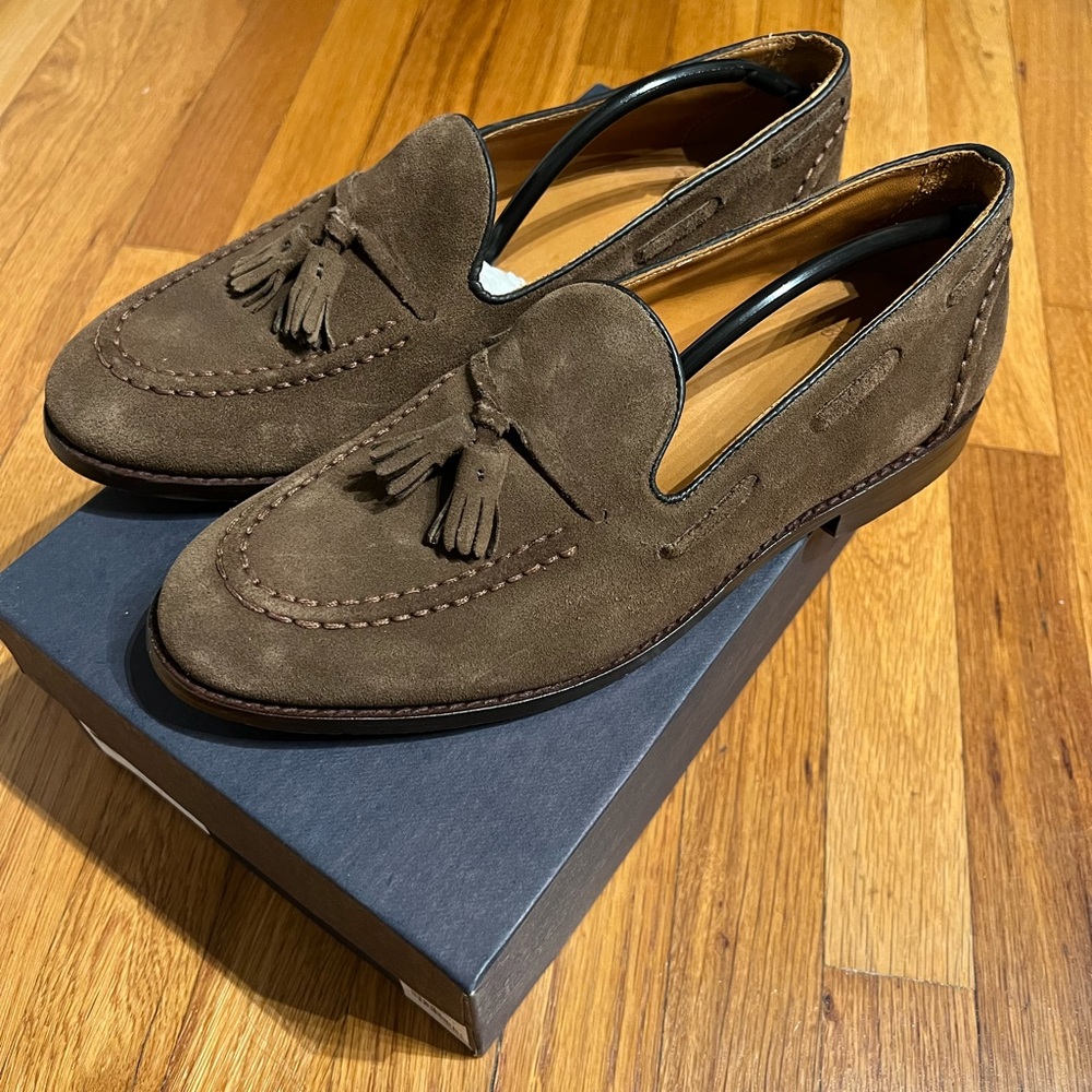 Brooks Brothers Tassel Loafer - Brown Suede Size 10